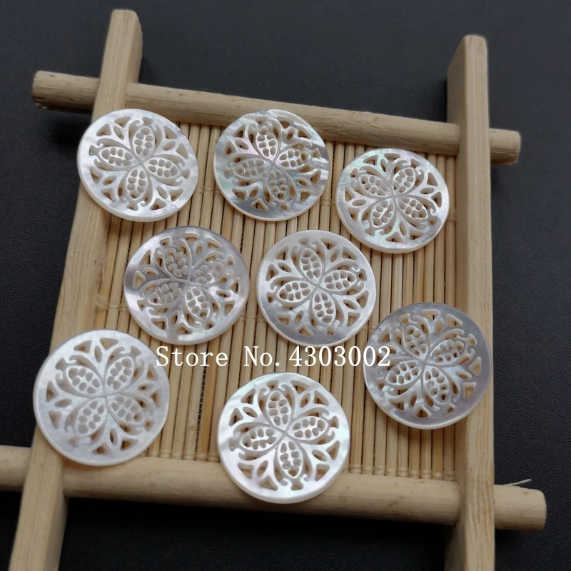 

20pcs/lot 18mm Natural Hollow Flower Cut Mother of Pearl shell for DIY Jewelry Natural Hollow Clover MOP Pearl shell Beads