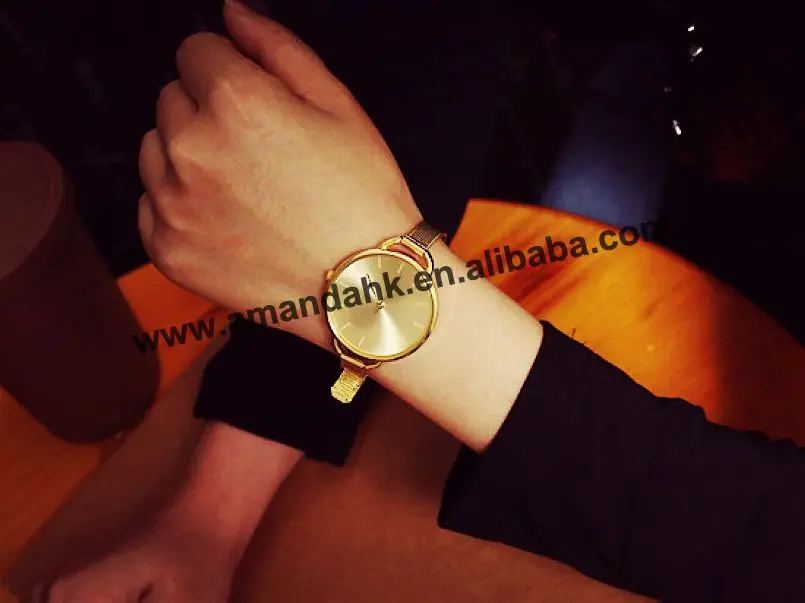 100 шт/партия Yuhao новые модные женские платья Золотые часы тонкий сетчатый Браслет часы женские модельные кварцевые наручные часы
