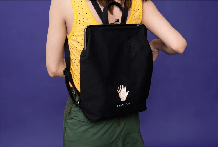 YIZISTORE вышивка и печатные холщовые рюкзаки мультфильм аниме Harajuku рюкзак с металлической рамкой застежка для подростков