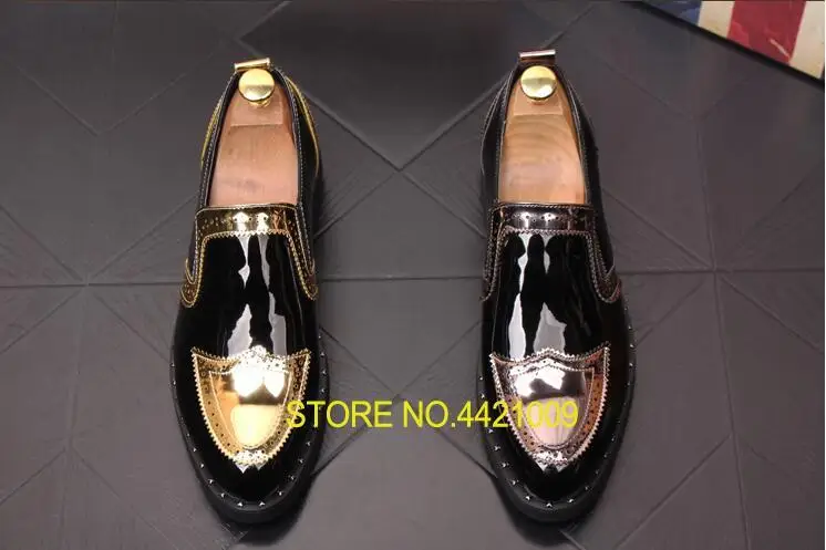 

Pointed Toes Genuine Patent Leather Men Dress Shoes Smart Casual Flats Loafers Carved Increased within shoes Patchwork Rivets