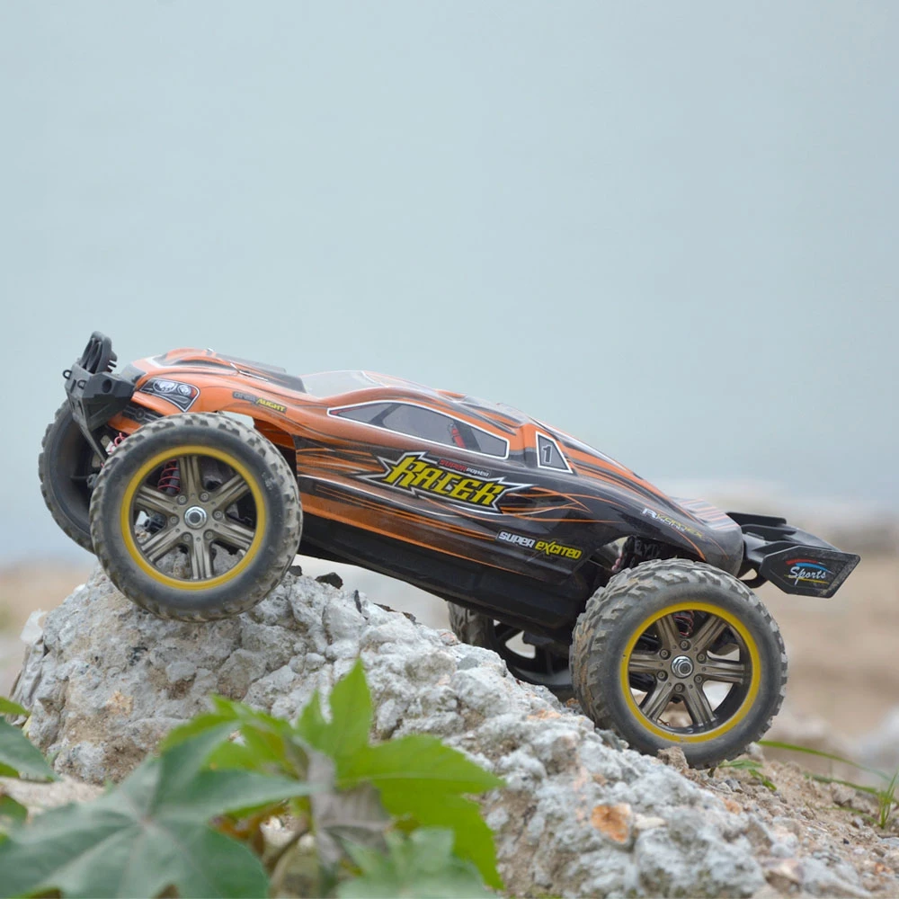 

GPTOYS S912 RC Cars 1:12 Scale 2.4G RC Short Truck RTR Remote Control Truck Off-road Car Racing Car Electric Vehicle Toy Gifts