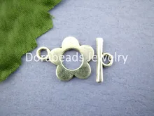 DoreenBeads 25Sets Tibetan Silver Flower Toggle Clasps Ring16*20mm (B00426), yiwu