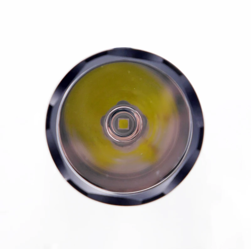 C8 CREE XP-L V5 LED flashlight (2)