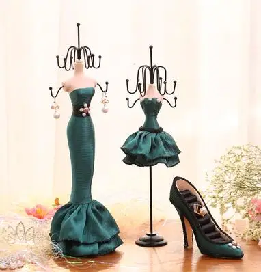 jewelry frame displays the princess models rack to hang the necklace earrings wedding gift