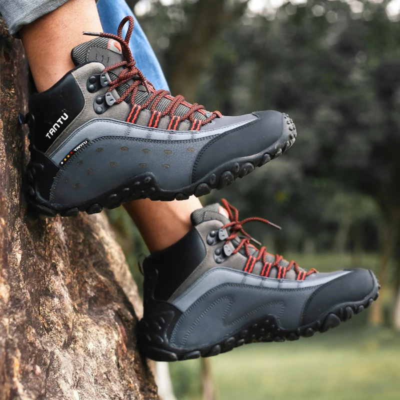 Men's Sports Shoes men Sneakers Male Outdoor Adventure Sports Hiking Shoes Men Walking Shoes autumn Hiking boots Male