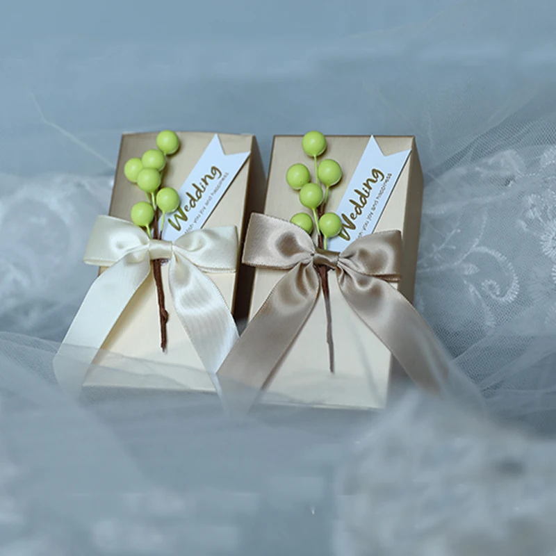 50 шт. в партии, на заказ, Золотой квадрат, сделай сам, день рождения, сувениры, Свадебная Упаковка, персонализированные коробки для конфет, подарочные коробки для гостей