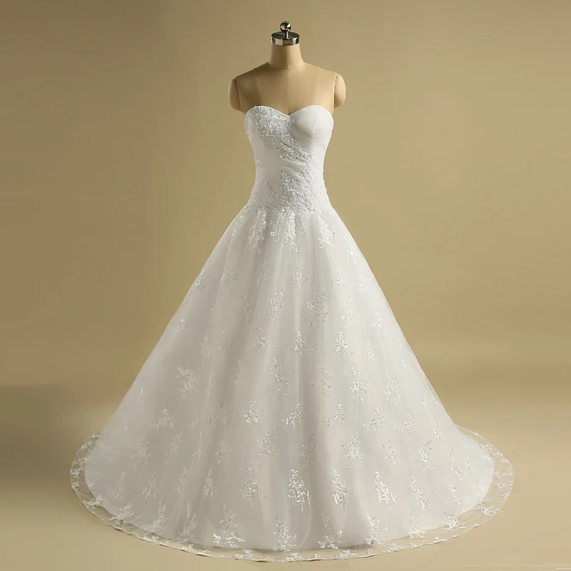 

QQ Lover 2019 Strapless Pleated Lace Wedding Dress Appliques Vestido De Noiva Wedding Gown
