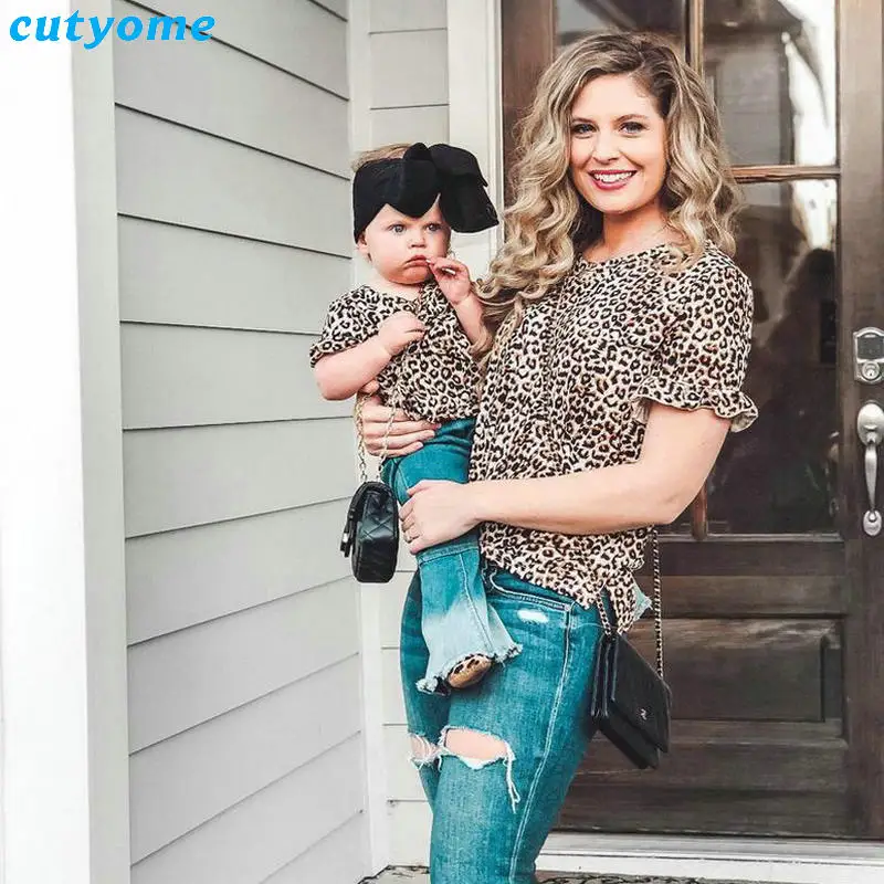Mommy and me Clothes Short Slevee Leopard Tops Family t shirt mother and daughter clothes Mom And Daughter Chiffon T-shirt (11)