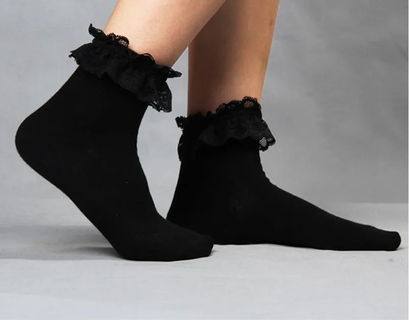 1 пара модных винтажных кружевных гофрированных коротких носков, модные женские черно-белые носки принцессы для девочек - Цвет: black