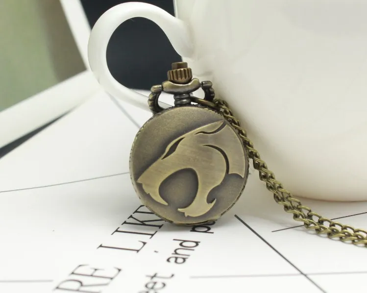 

New Hot Game of Thrones Wolf Pocket Watch Full Hunter Antique Quartz Analog Pocket Watch Necklace Chain Men Boy children Gifts