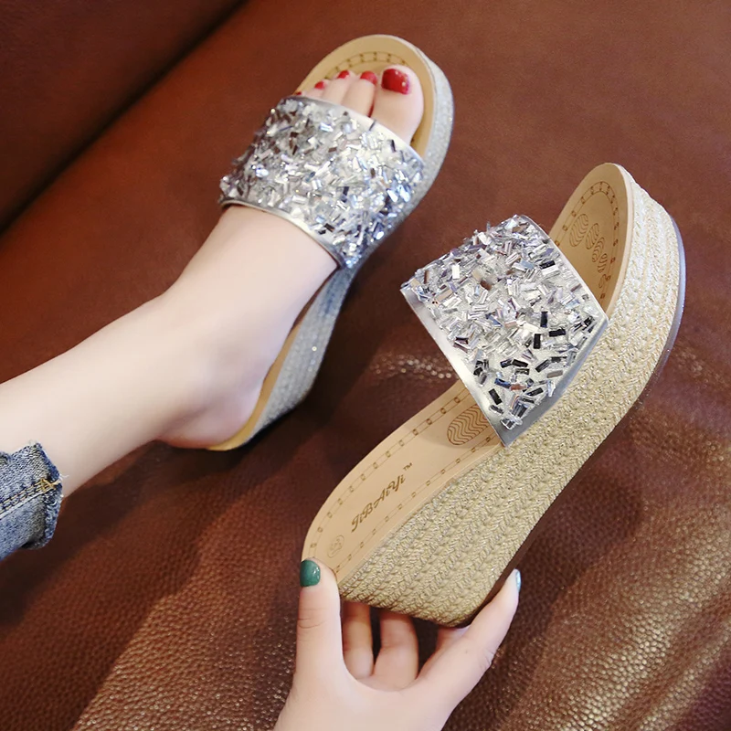 

Slippers Heels Woman Shoes Luxury On A Wedge Slides Beach Women Platform High Designer Sliders 2019 Sequined Cloth Bling