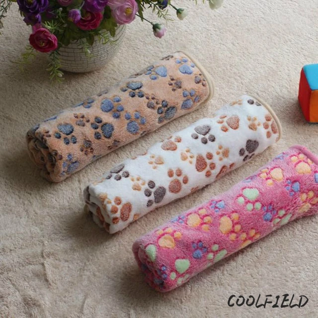 

2017 New Arrivals Wholesale Super Soft Warm Paw Print Small Pet Cat Dog Fleece Blanket Bed Mat 3 colors 2 sizes