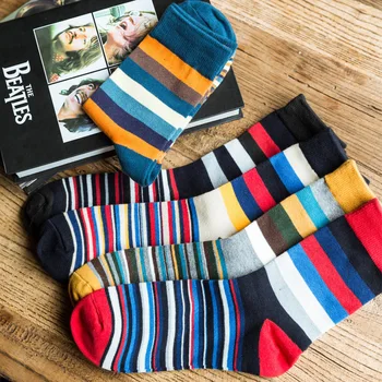 

Helisopus 5 Pairs/lot New Cotton Socks Men Striped Colored Knee-high Sox Fashion Soft Male Casual Socks High Quality Mens Socks