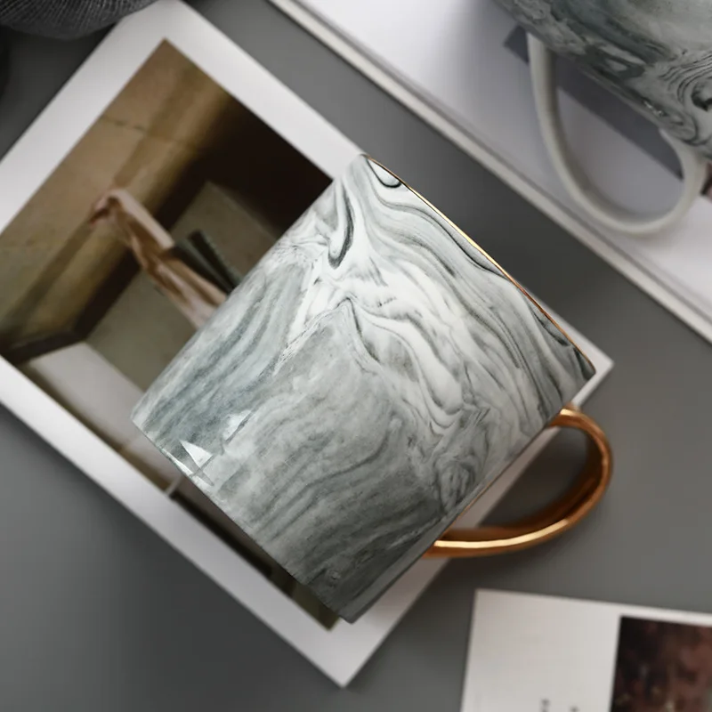 Глод мраморный фарфор кофейная Кружка керамика чай молоко чашка Леди Нежный человек печатных Творческий свадебный подарок