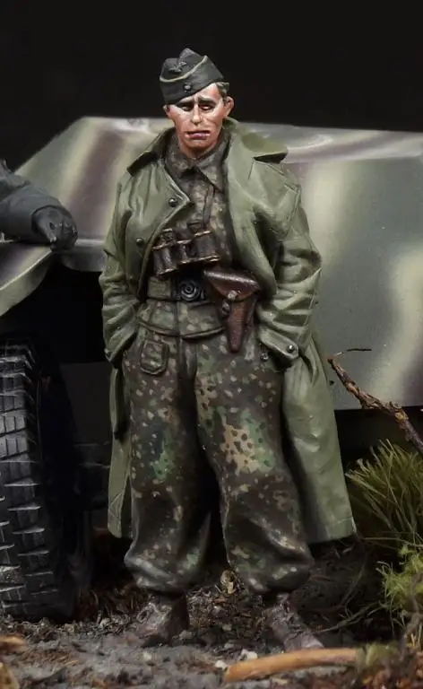 

1/35 Resin Figure Model Kits US Tank Crewman Unassembled unpainted