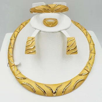 

2018 Bridal Gift Nigerian Wedding African Beads Jewelry Set Brand Woman Fashion Dubai Gold Color Jewelry Set Wholesale Design