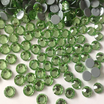 

Free shipping !!!! SS 20 peridot Hot fix rhinestone for beach wedding dress 1440 pcs each lot for gym sports