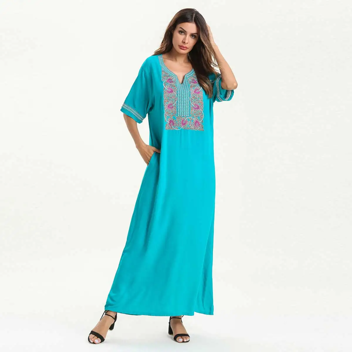 

2019 Summer Fashion Embroidery Bohemian Maxi Dress Women Muslim Abaya Dubai Arabic UAE Islamic Ramadan Robe VKDR1556