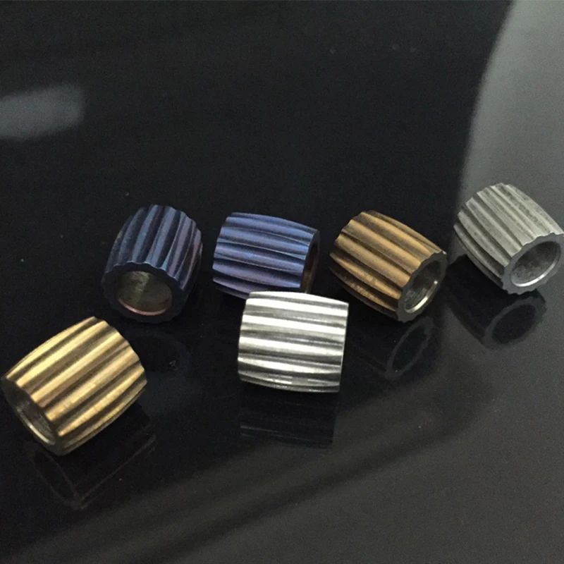 Titanium-Alloy-Knife-Rope-Buckle-Umbrella-Rope-Round-Outdoor-EDC-Jewelry-Camping-Decoration-Tools-Style-Simple