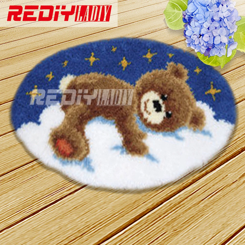 

Latch Hook Rug Wall Tapestry Acrylic Yarn Embroidery Cushion DIY Carpet Rug Sleep Bear Pre-Printed Canvas Floor Mat Living Room
