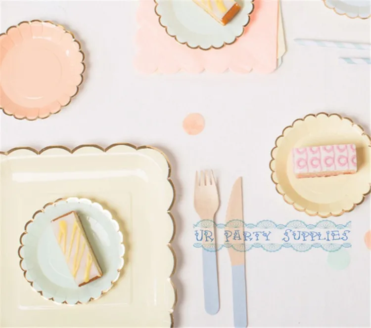 Solid Foil Tableware Set (8)