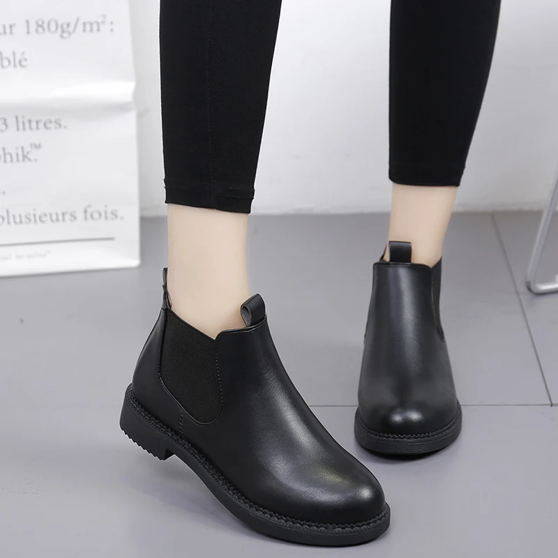 

KHJGS 2017 Genuine Leather Chelsea Boots Women Fashion Pointed Toe Elastic Band Ankle Calf Leather Shoes with Box