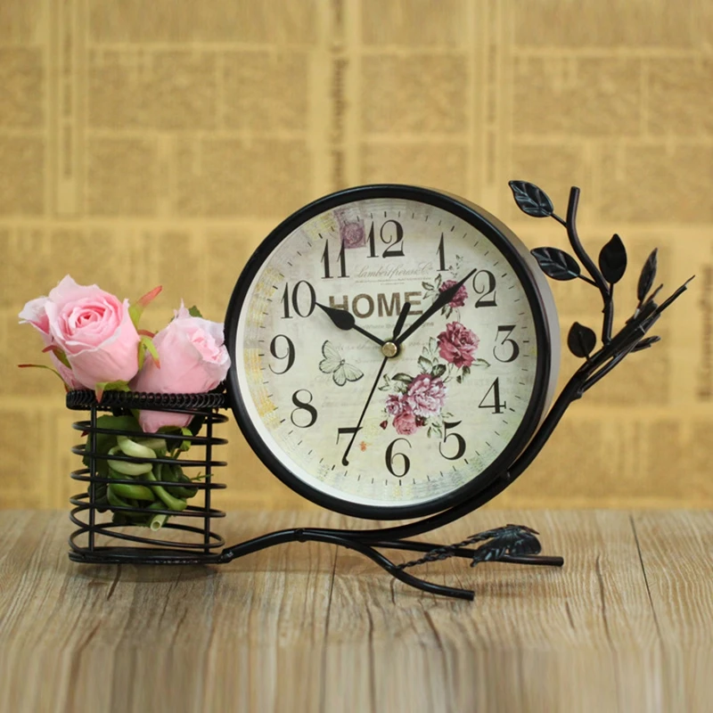 Vintage Creative Home Electronic Desk Clock Bedroom Home Decoration