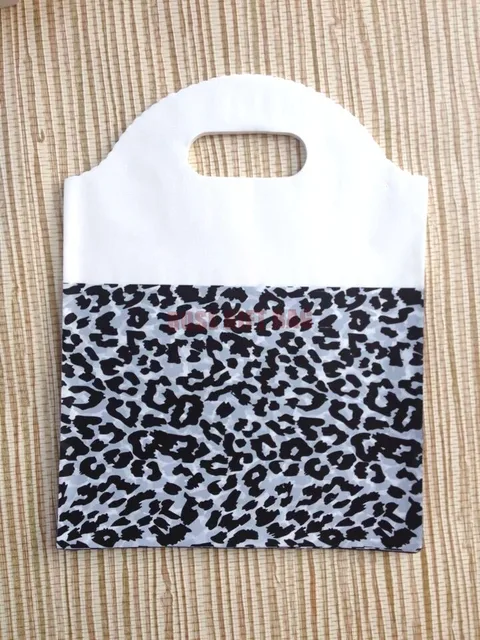 100pcs Lot 18 23cm Black Leopard Print Plastic Bag Recyclable 100pcs Lot 18 23cm Black Leopard Print Plastic Bag Recyclable Packaging Bags Ping Hand