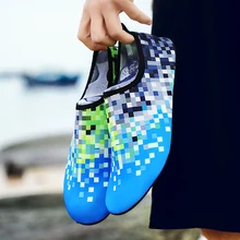 Легкая водонепроницаемая обувь для женщин и мужчин; летняя пляжная обувь; дышащие болотные тапочки; спортивная обувь; нескользящие носки для плавания