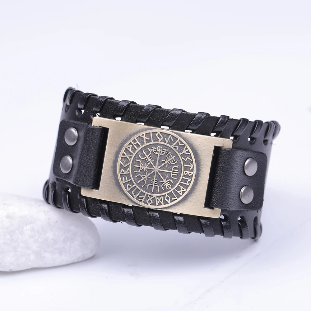 Skyrim Vegvisir Compass Leather Bangle Bracelet for Man leather bracelets,bangle bracelet