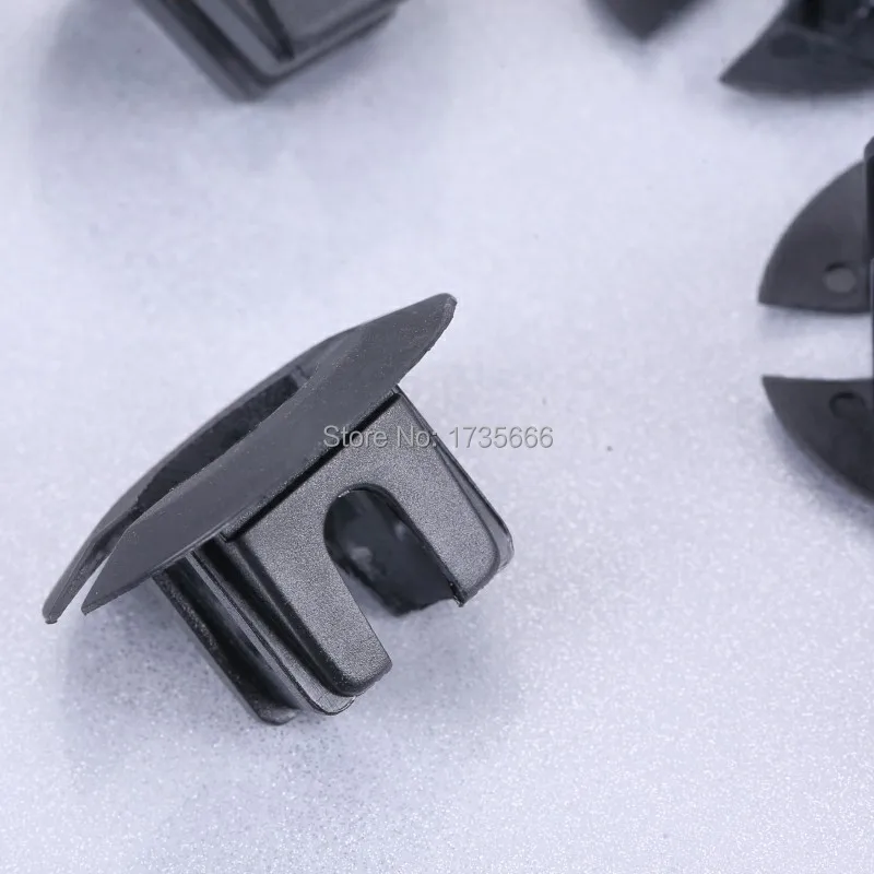 100pcs Lower Front Air Deflector Grommet Retainer 15733970 Set For