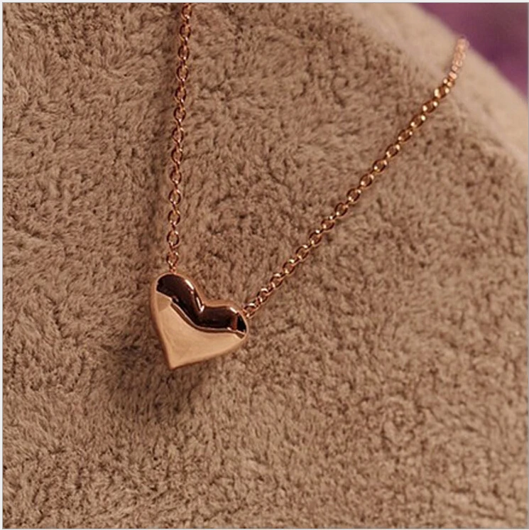 

Wholesale new high quality Personalized love hearts necklace short paragraph fashion necklaces & pendants necklaces