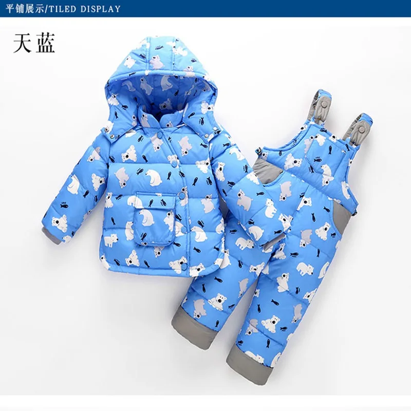 Коллекция года, комплекты зимней одежды для детей лыжный костюм для маленьких девочек в русском стиле Детские Пуховые Пальто и штаны на подтяжках для мальчиков