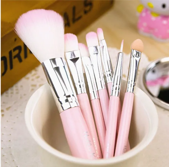 

Professional 7Pcs Wood Handle Makeup brushes Foundation brush set Eye shadow applicator make up tools cosmestics for women face