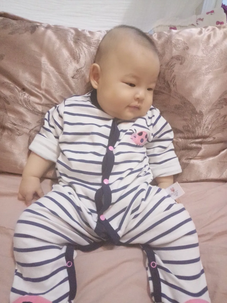 Newborn baby jumpsuit, baby boy and cotton covered foot jumpsuit.
