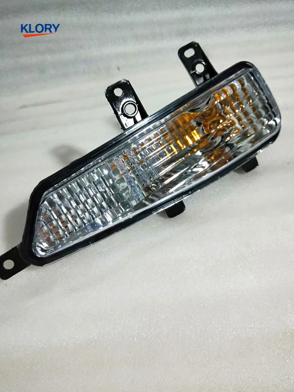 Skup S4111100 S4111200 lampy na przedni zderzak; kierunkowskaz dla LIFAN X60