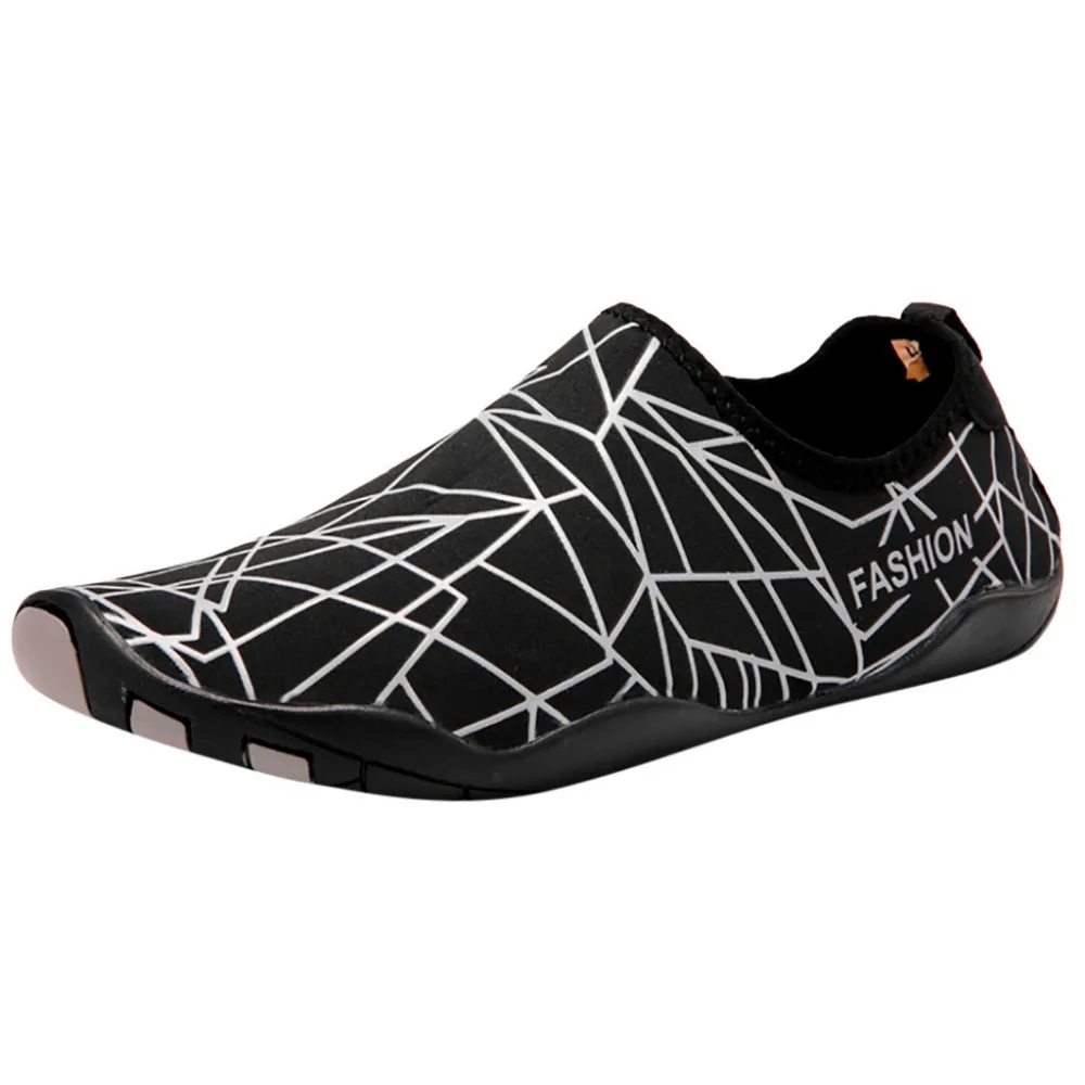 2019 Men and women beach waterproof shoes snorkeling diving shoes couple wading swimming comfort beach shoes ladies 40J25 (2)