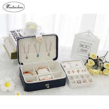 

Rhinestone princess jewelry box PU leather earring holder Beautifully soft flannel storage casket