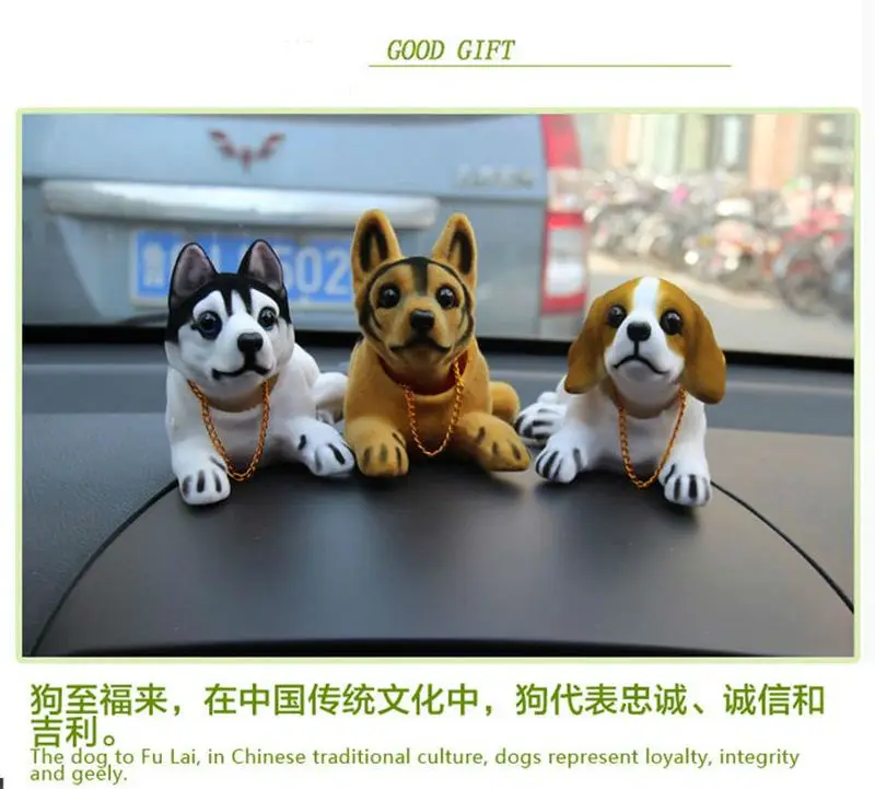 Милая собака кукла качая головой кивнув собака домашних животных для украшения автомобиля орнамент