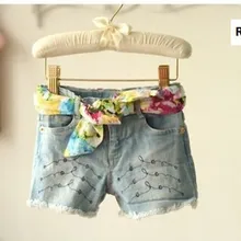 Y201738, осенняя одежда для маленьких девочек, шорты для девочек джинсовые шорты с цветочными аппликациями и поясом для маленьких девочек детская одежда для девочек