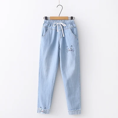 Women Harajuku Jeans Pants Japanese Autumn Pocket School Cartoon Funny Wide Leg Pants Loose Cat Embroidery Roll Up Denim Pants - Цвет: Светло-голубой