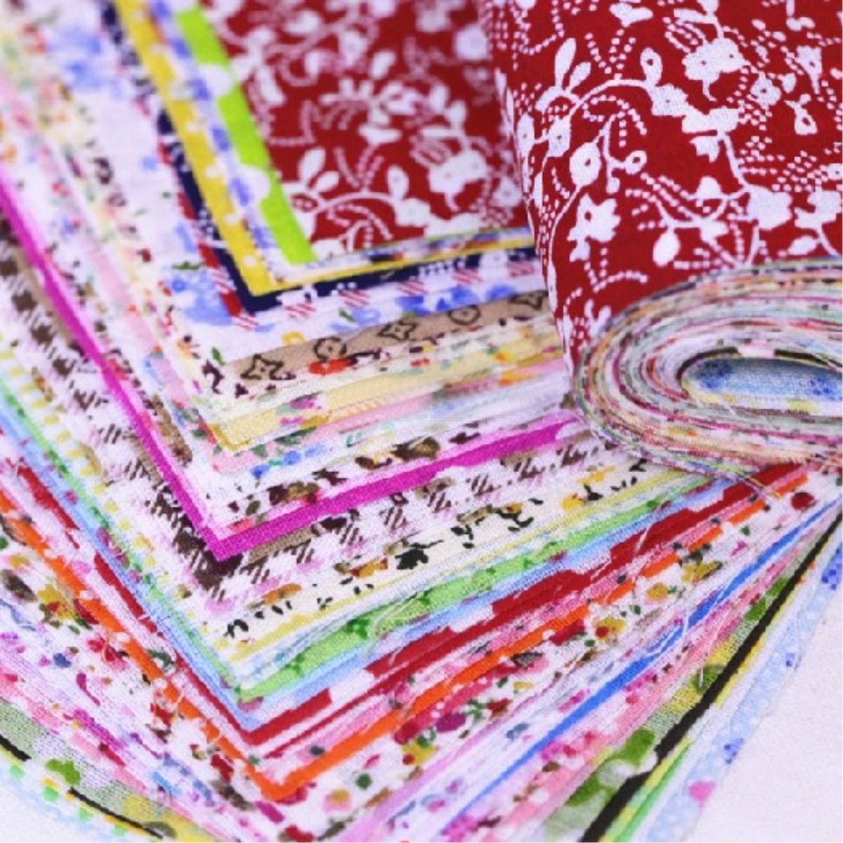 JX-LCLYL 50pcs New 10*10cm Square Fabric Bundle Patchwork Clothing Sewing Quilting Crafts