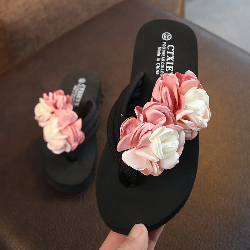 Летние модные детские шлепанцы; шлепанцы для девочек со стразами; пляжная обувь; удобные детские тапочки с искусственным цветком для девочек - Цвет: 16-Pink