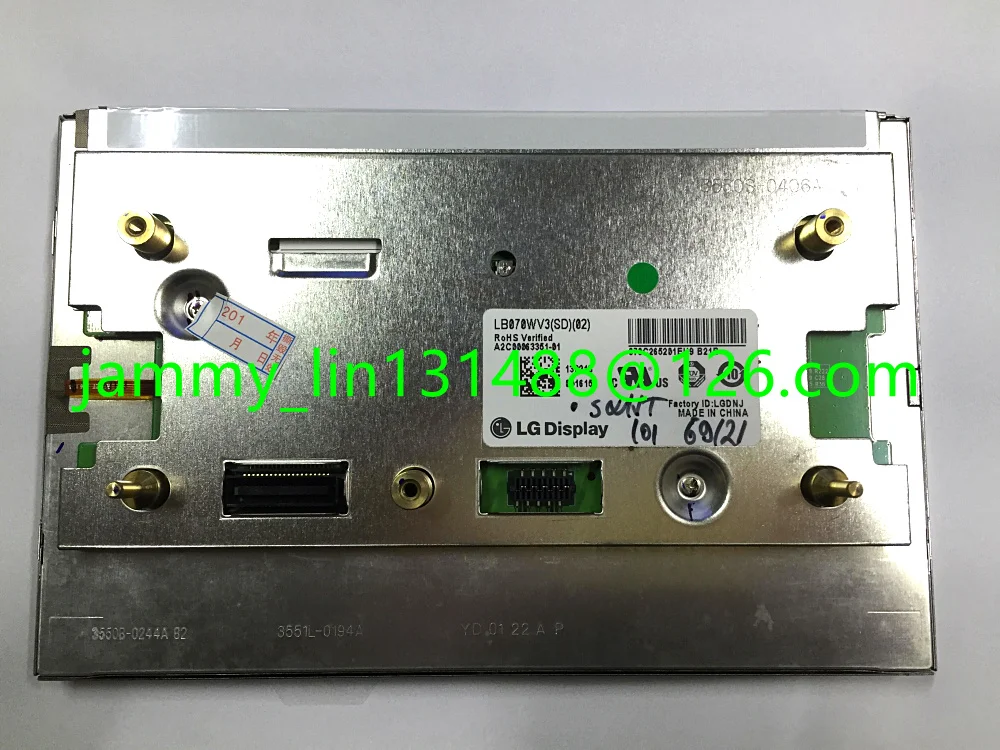 

Free shipping 100%Brand new 7" LCD display LB070WV3-SD02 LB070WV3(SD)(02) screen module for Mercedes w204 Car DVD GPS audio