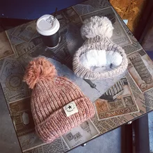 Новинка, Уличная Повседневная брендовая Толстая теплая зимняя шапка, женские Меховые помпоны, Шерстяная Вязаная кашемировая шапка, Шапка-бини с бархатом