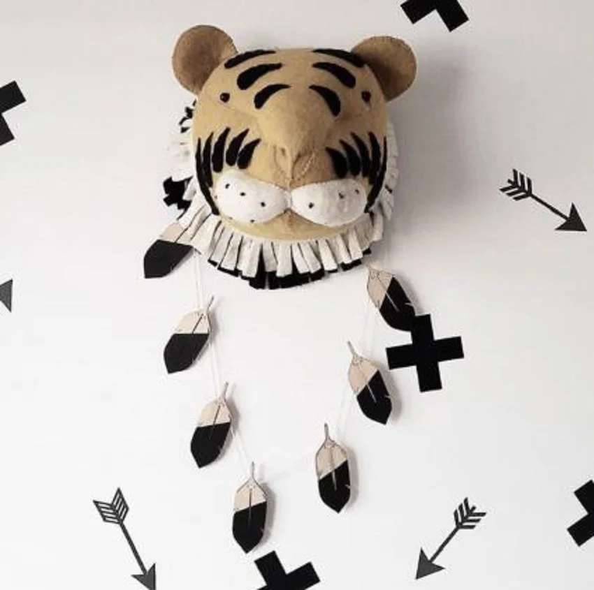 

10pcs woodchips set Cute Leaf/Cloud DIY wood banner for kid bedroom wall decal bed background decor banner