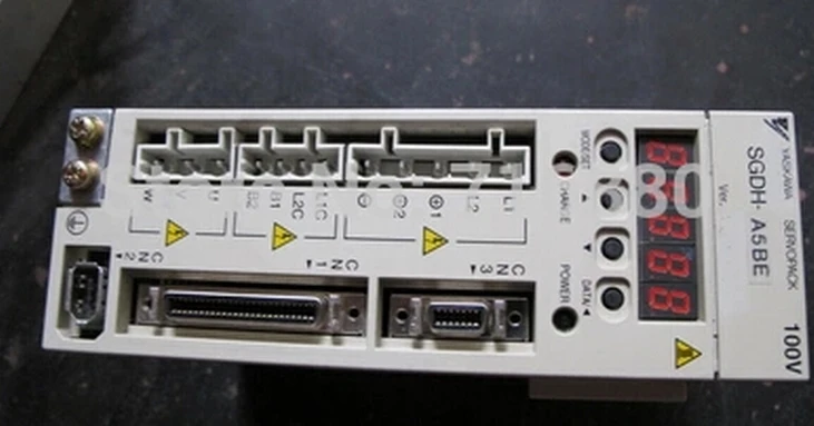

USED 100% TESTED SGDH-A5BE SERVO DRIVER SGDH-A5BE