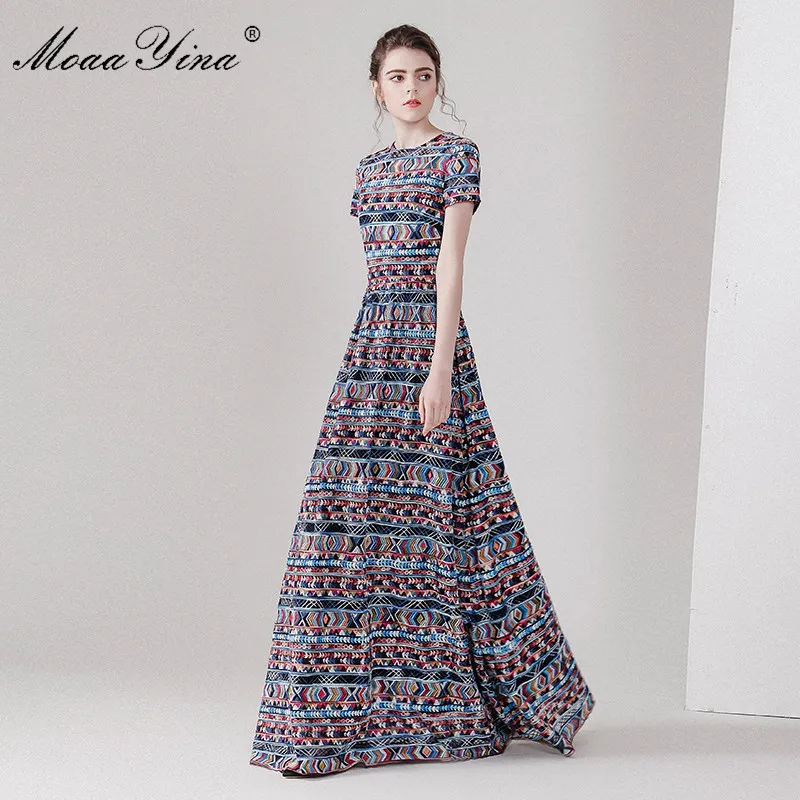

MoaaYina Designer Maxi Dress Summer Women Short sleeve Embroidery Indie Folk Holiday Party Slim Retro Elegant Dress High quality