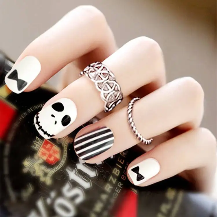 Beautiful Halloween Face Nails Galleries