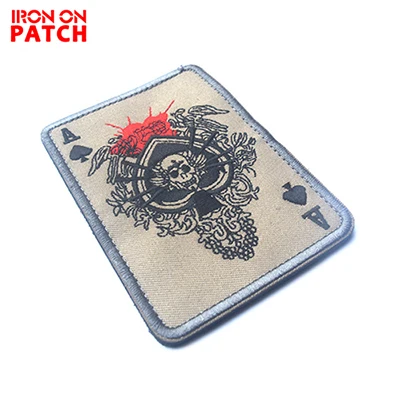 Poker Skull Вышивка патч кавалерист туз пик карты Таро карты смерти Тактический Патч DIY значки для ткани покер повязки глава патч - Цвет: Poker Skull